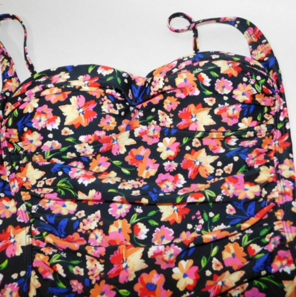Teemi One Piece Women's Floral Swim Suit size 12 - Picture 3 of 8